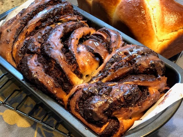Bánh Mì Babka Sô-cô-la Tuyệt Hảo – Xoáy Vân Đẹp, Vị Ngon Khó Cưỡng!