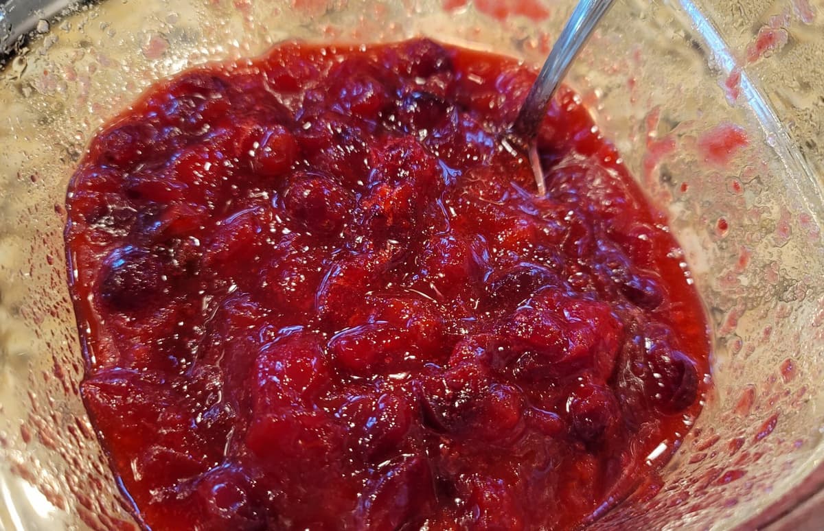 Sauce aux canneberges maison facile avec zeste d'orange 🍊✨