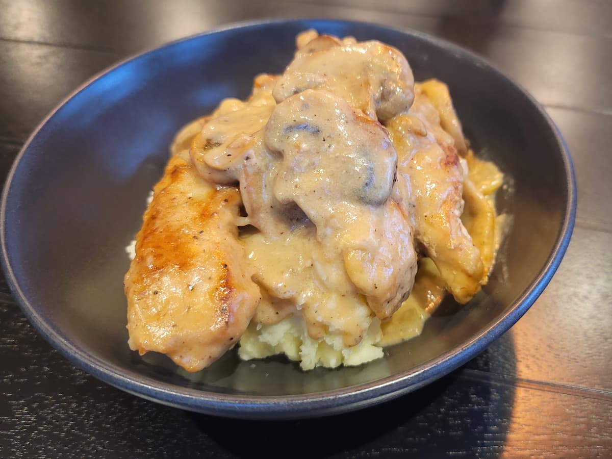 Casserole de poulet crémeux – Le summum du réconfort ! preparation step 1