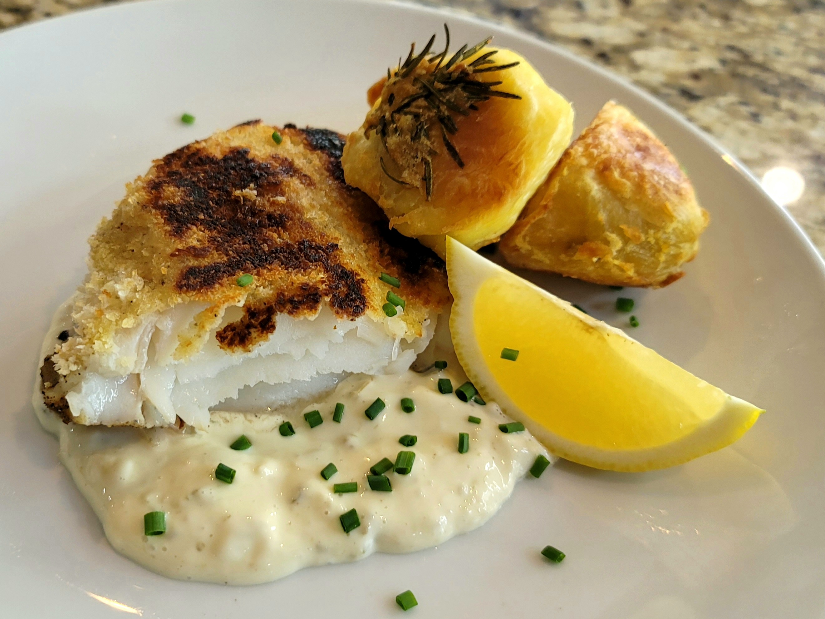 サクサク、ふんわり、カリカリの白身魚 🍽️🌿