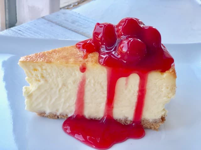 Chiếc Bánh Cheesecake New York Duy Nhất Bạn Cần! 🍰