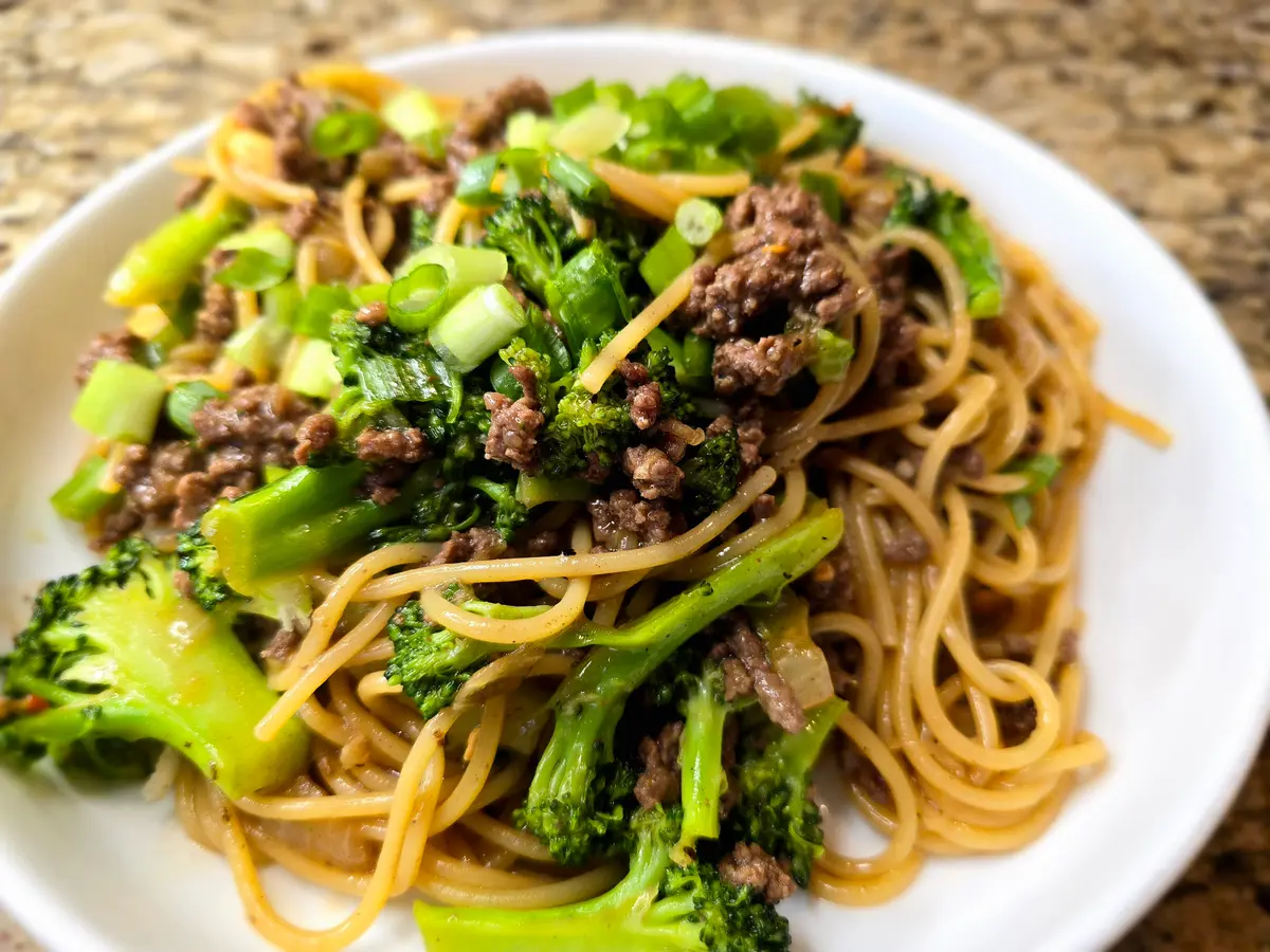 Beef and Broccoli Stir-Fry – Tender, Saucy, and Packed with Umami