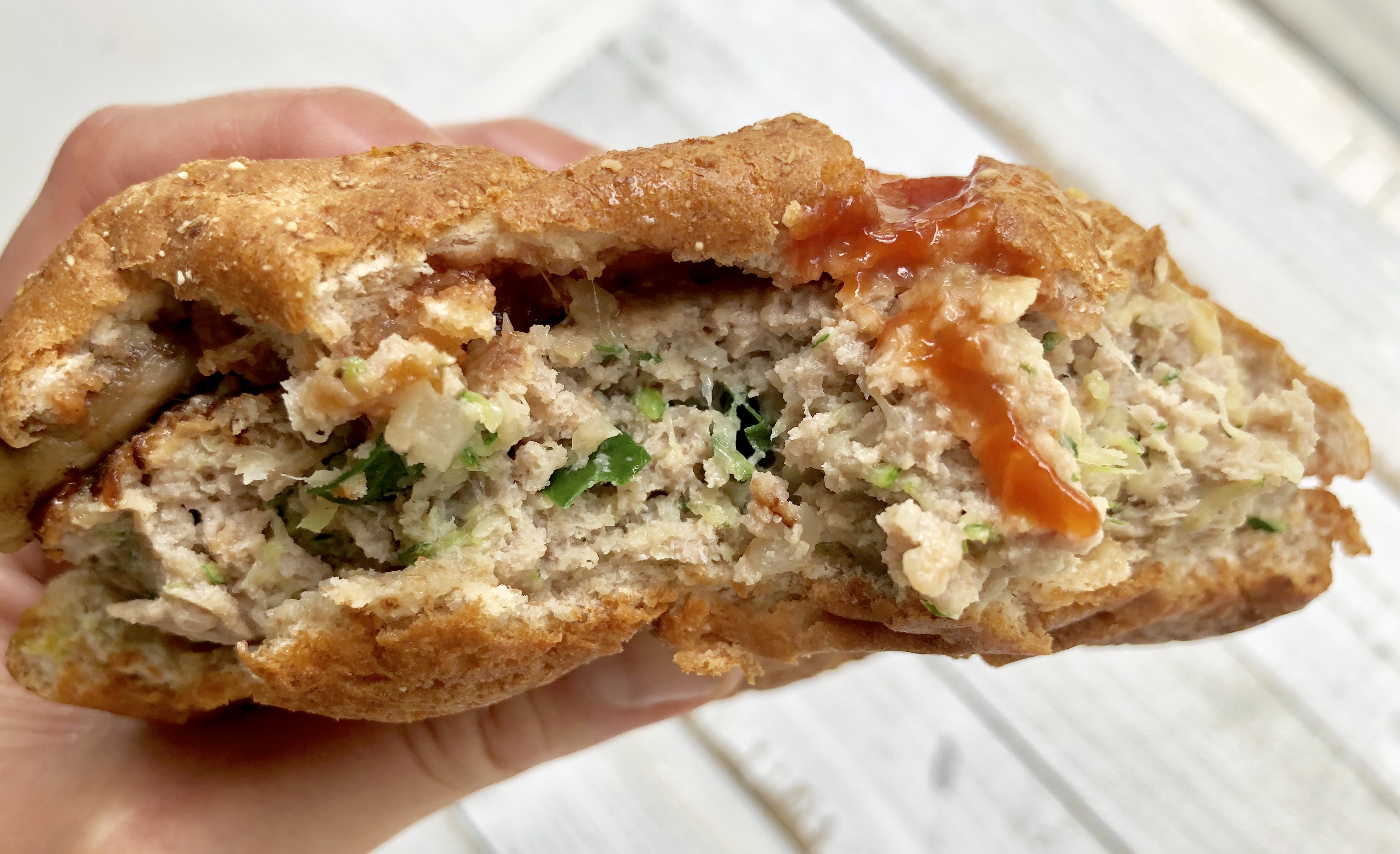 Gewürzte Zucchini-Truthahn-Burger